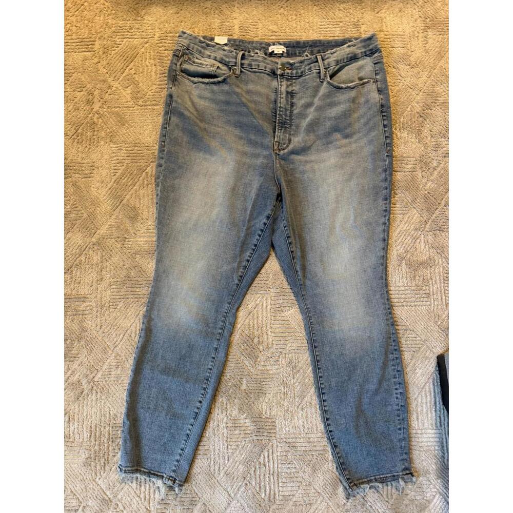 NWT Good American Good Legs Straight Jeans light wash Size 24 Retail $135